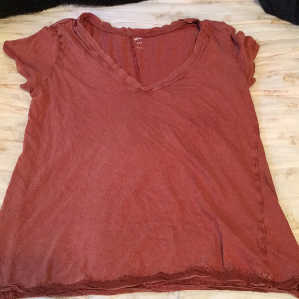 SUPER CUTE VINTAGE LOOKING TEE SHIRT